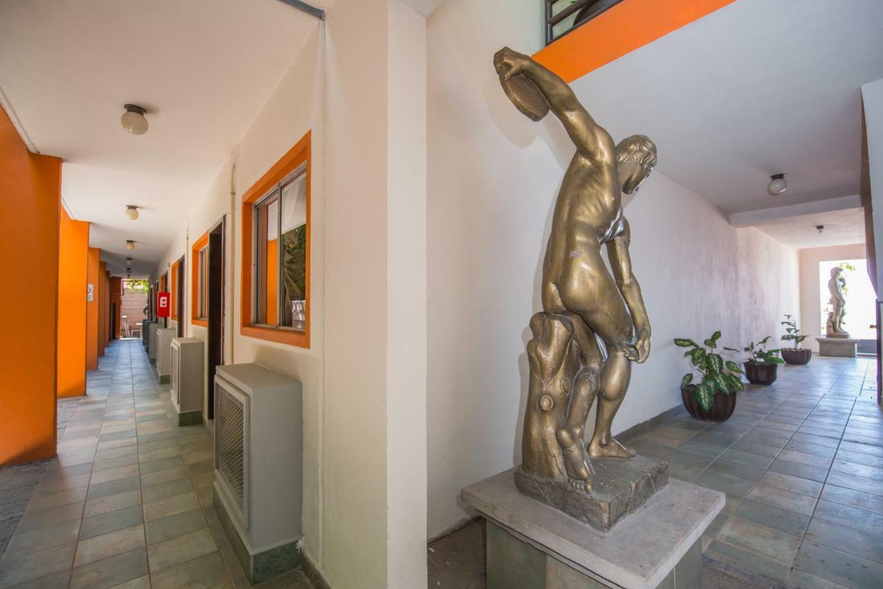 Hotel Cucapa Matamoros  ภายนอก รูปภาพ
